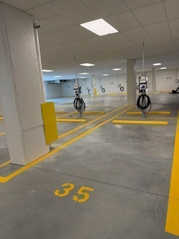 1025 Massachusetts Ave, Arlington Heights