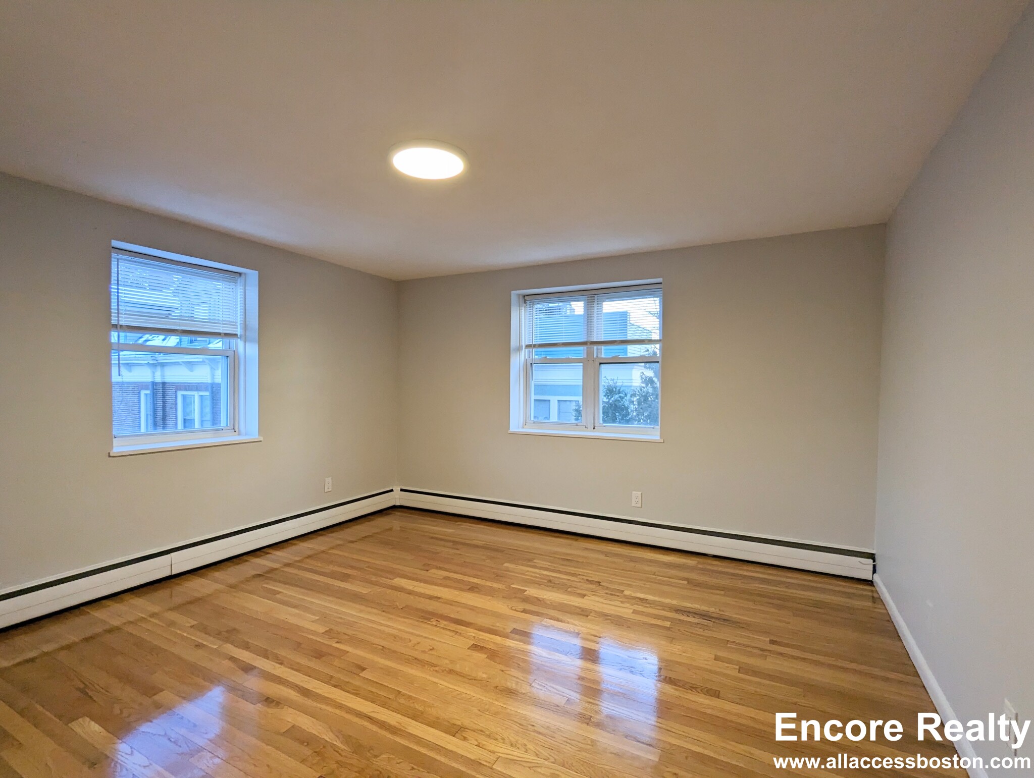 110 Babcock St, North Brookline