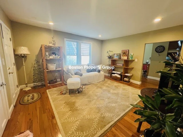 7 Rice St, Brookline