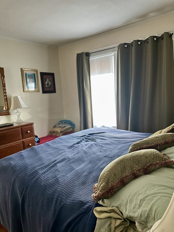 122 Warren St, Medford