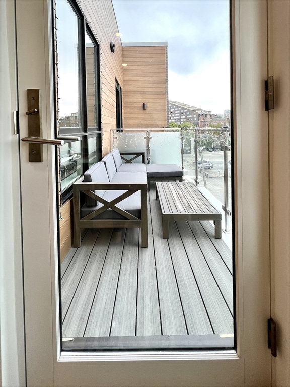 20 West Fifth St, South Boston