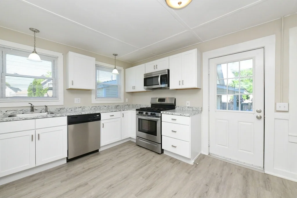 21 12th St, Quincy Center