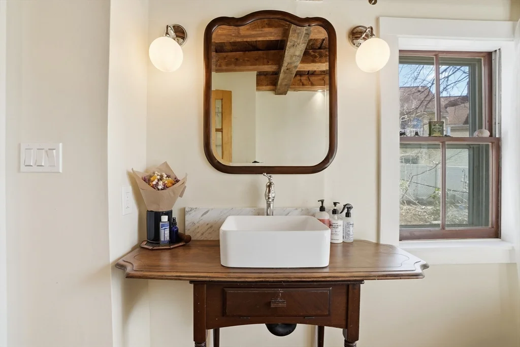 1 North St, Framingham