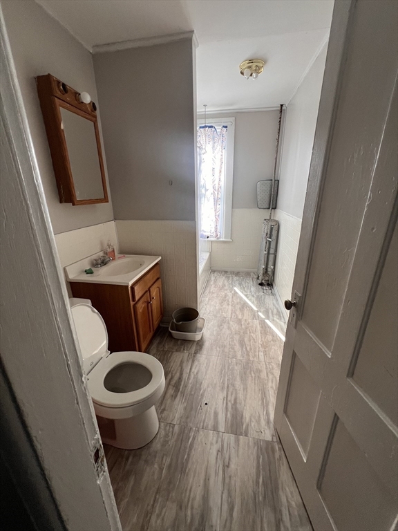 192 Beech St, Holyoke