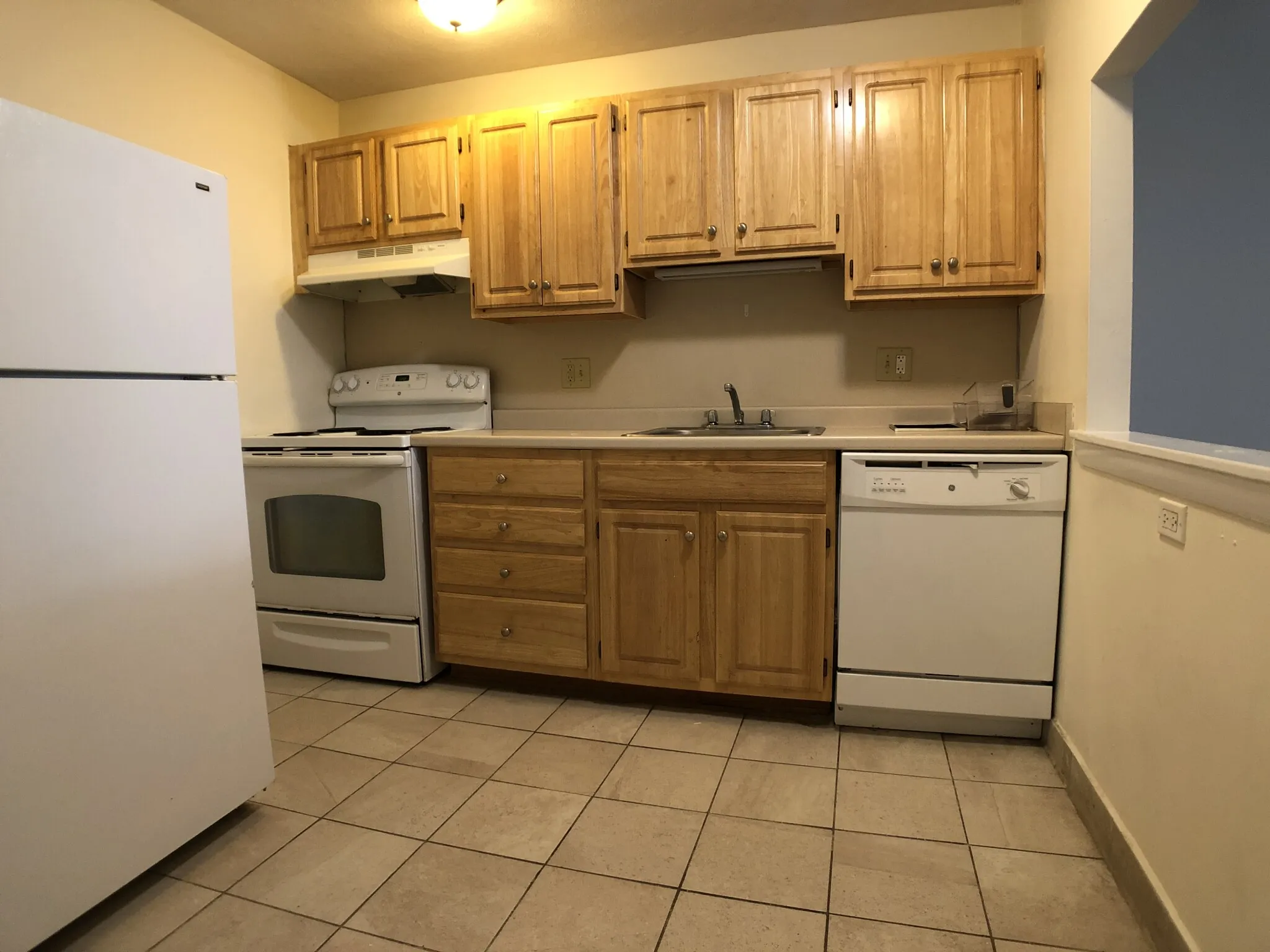 84 Gardner St, Allston