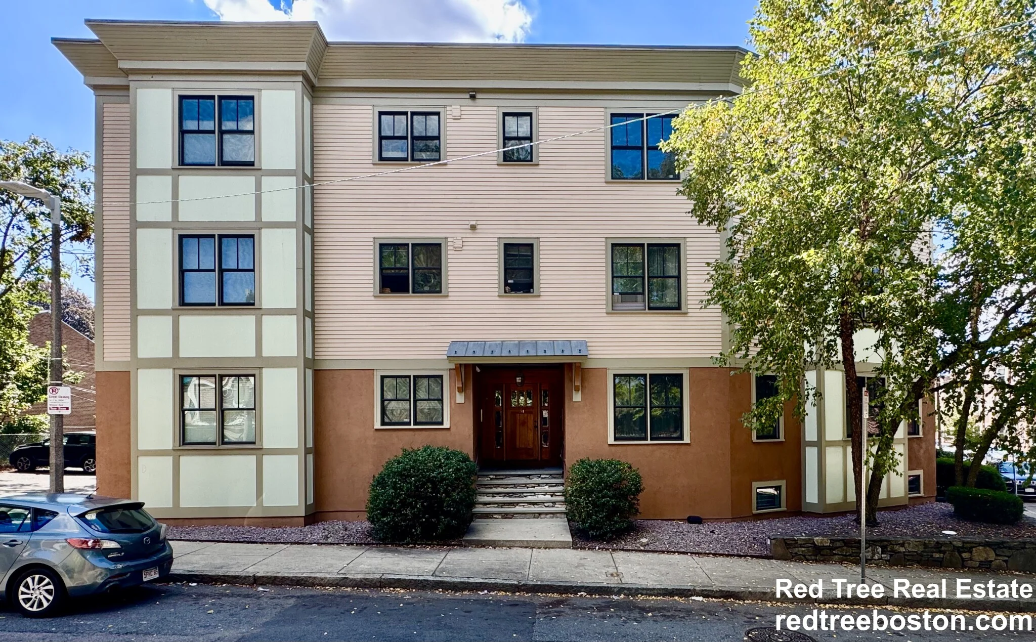 81 Westminster Ave, Roxbury