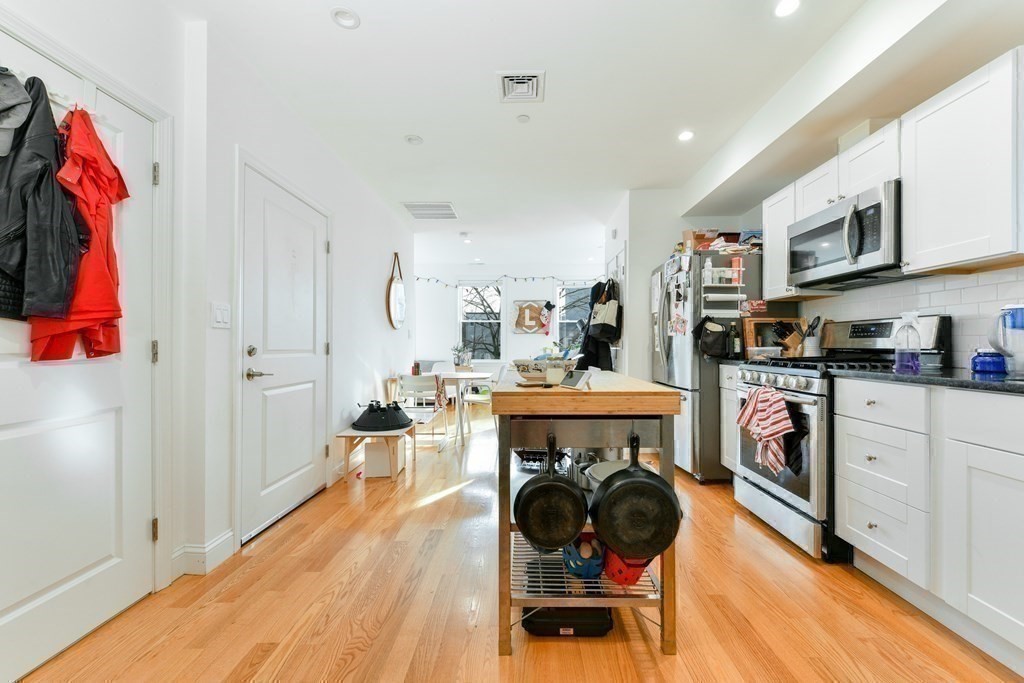 236 Havre St, East Boston