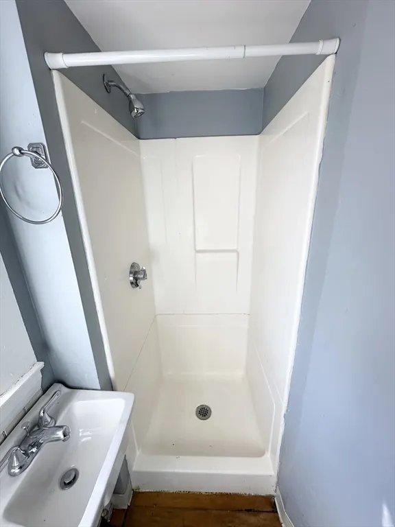 95 Summer St, Winnekenni Park