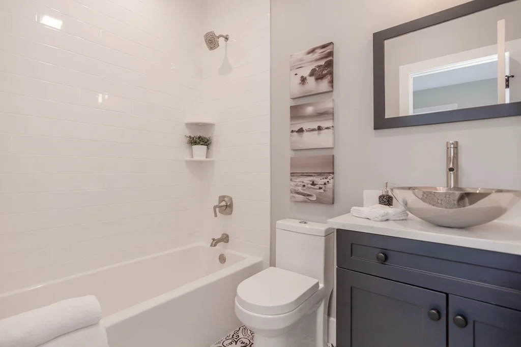 71 Savin St, West Roxbury