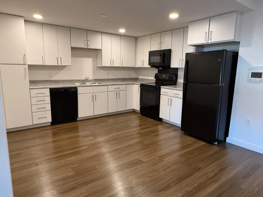 466 River St, Mattapan