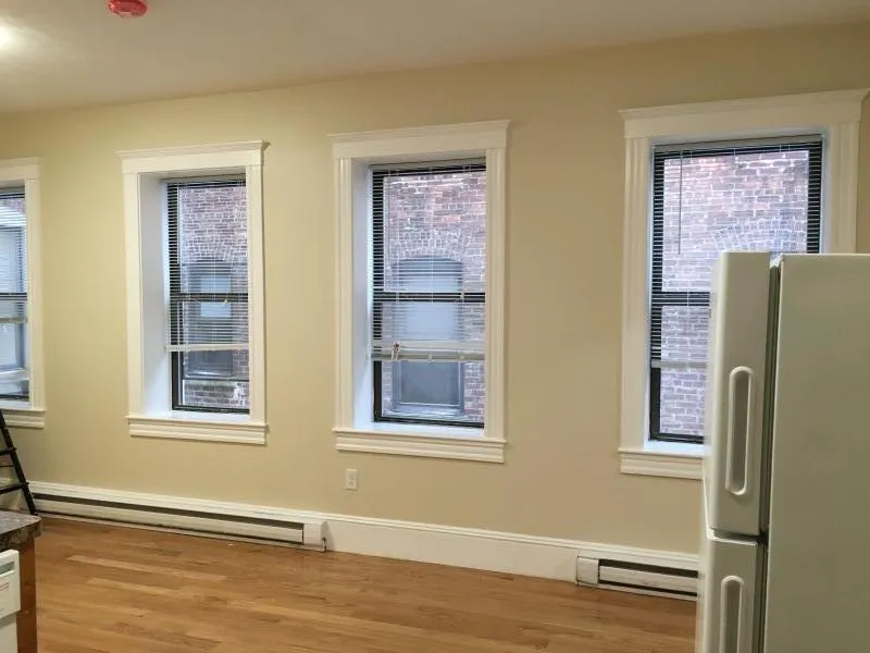 887 Huntington Ave, Mission Hill