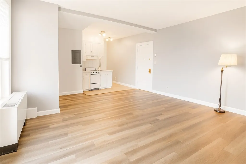 140 Chestnut, Springfield