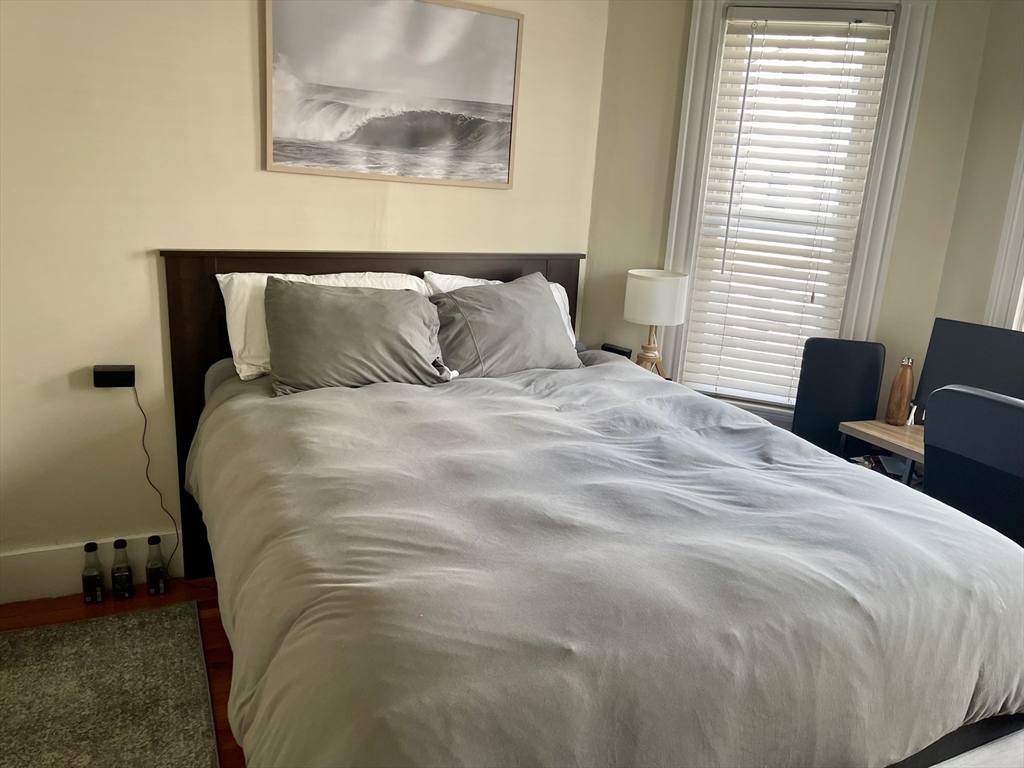 12 Winfield, South Boston