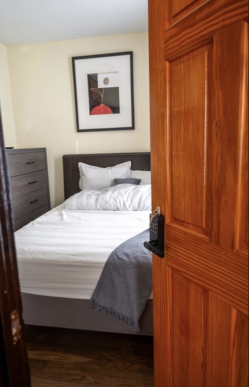 79 Heath St, Mission Hill