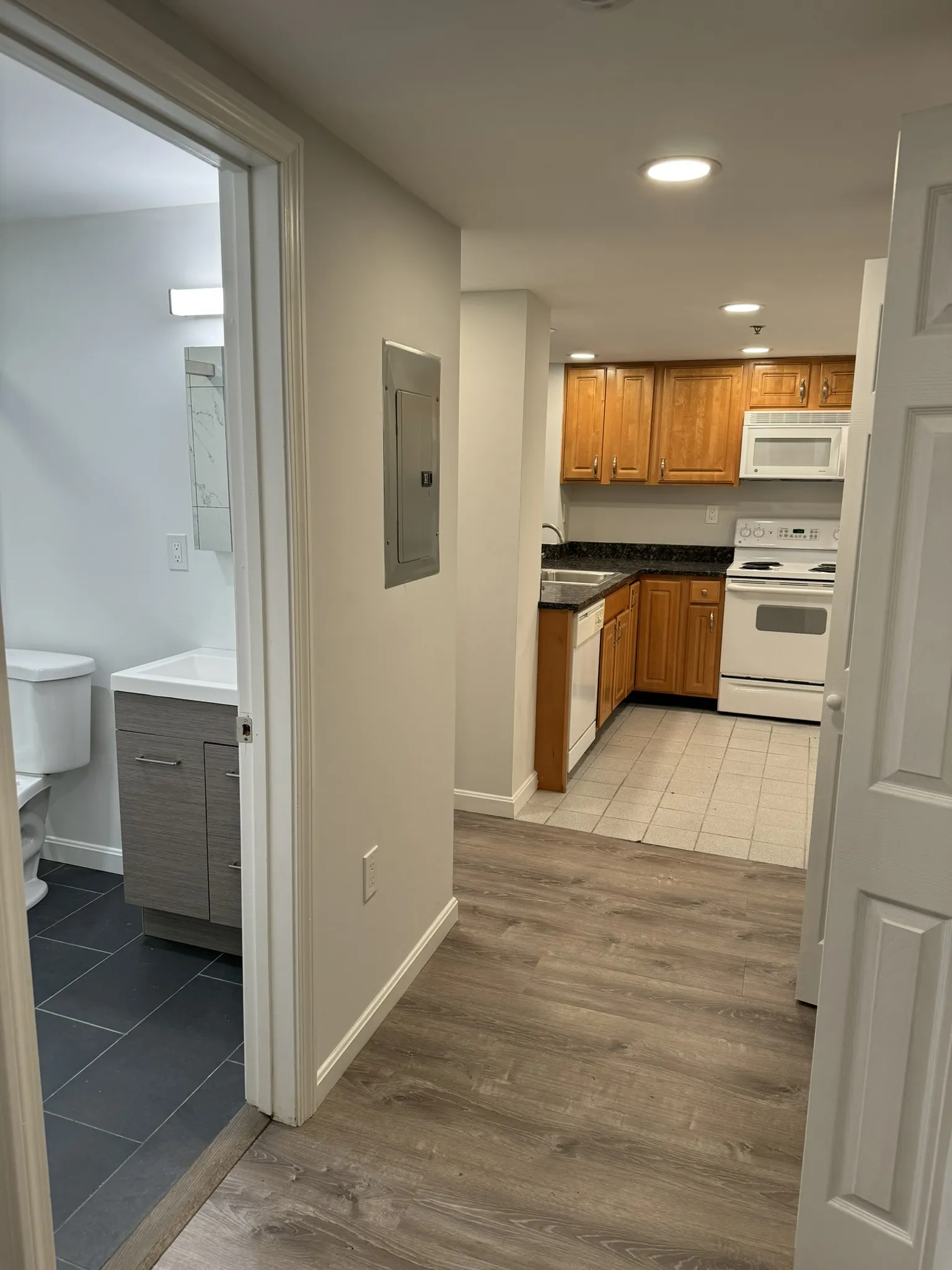 24 Queensberry St, Fenway