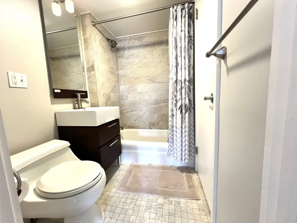 345 Harvard St, Mid-Cambridge