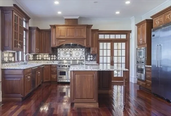 6 bed, 4+ bath apartment for rent at 75 Woodfall Rd Unit 75, Belmont — photo 6 of 20