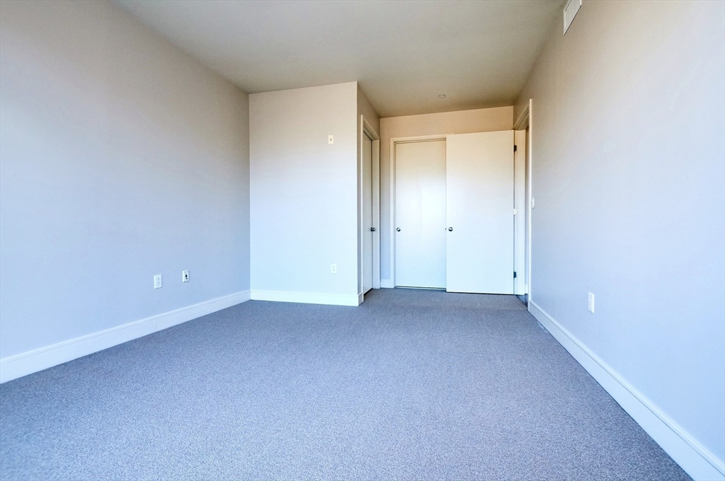 700 Harrison Ave, South End