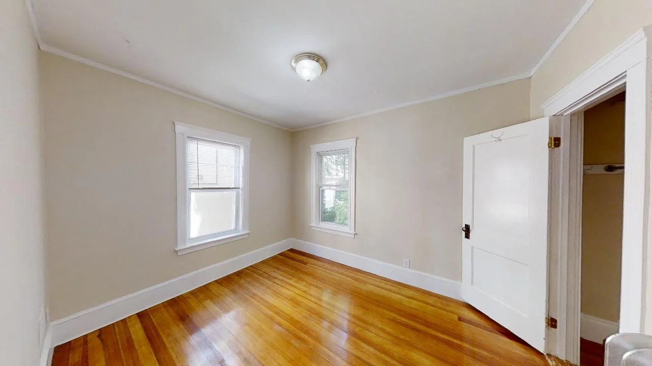 303 Tappan St, Washington Square