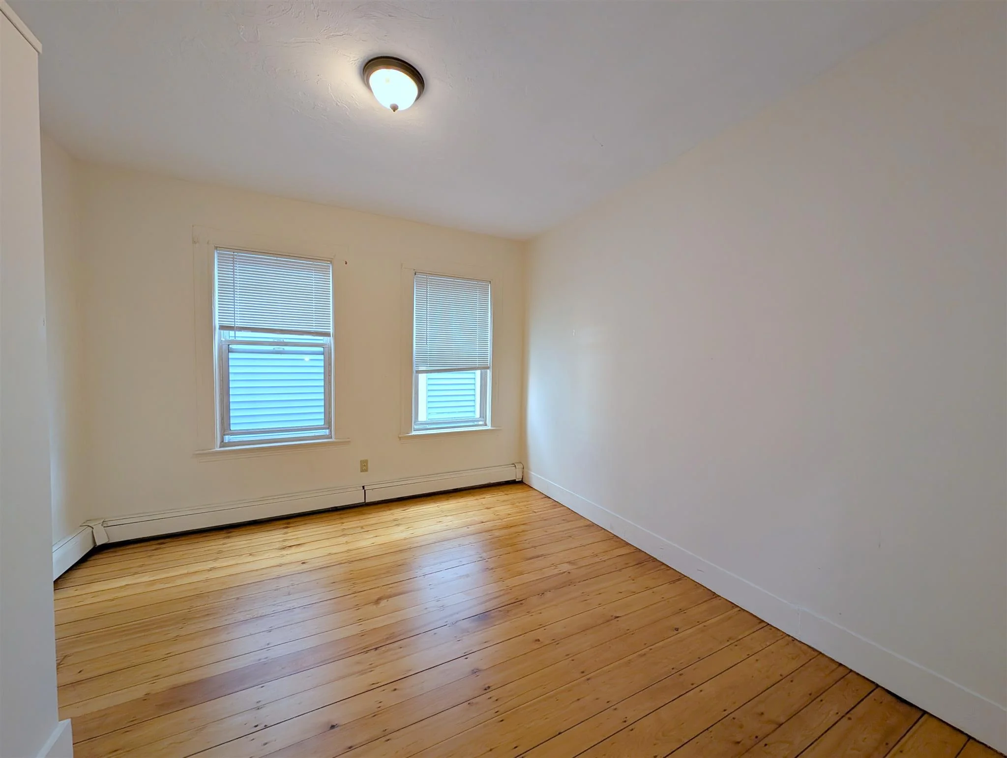 61 Webster Ave, Ward Two