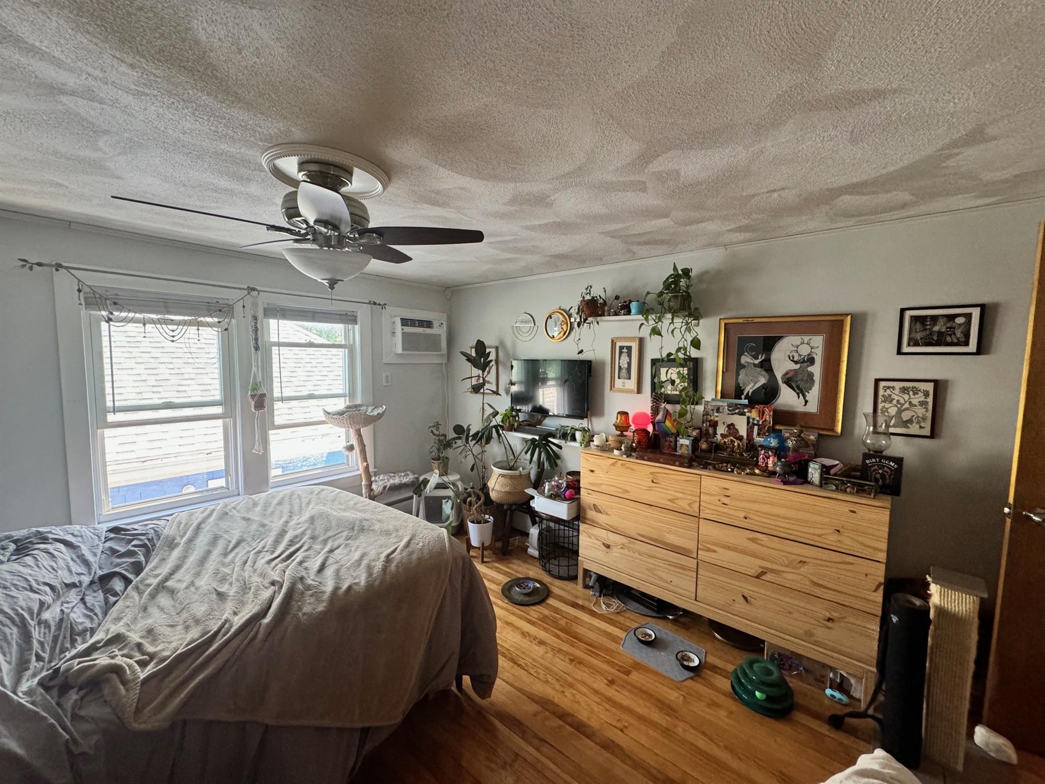 19 Gordon St, West Somerville