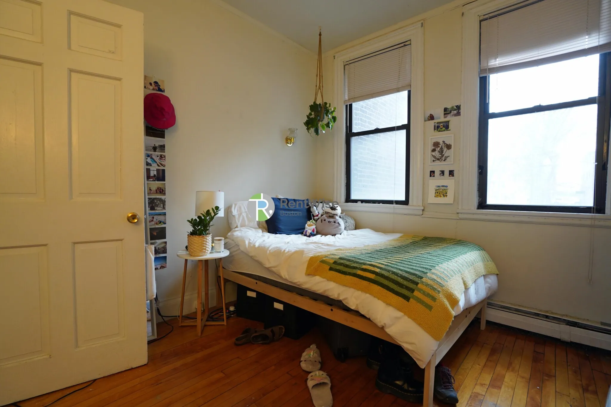 72 Gardner St, Allston