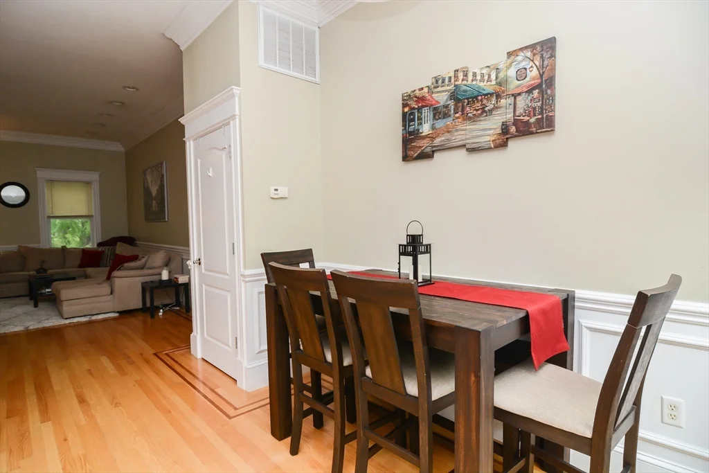 193 W 8th St, South Boston