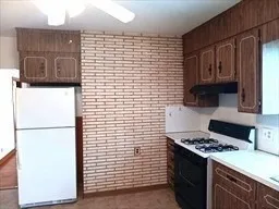 36 Bigelow St, Oak Square