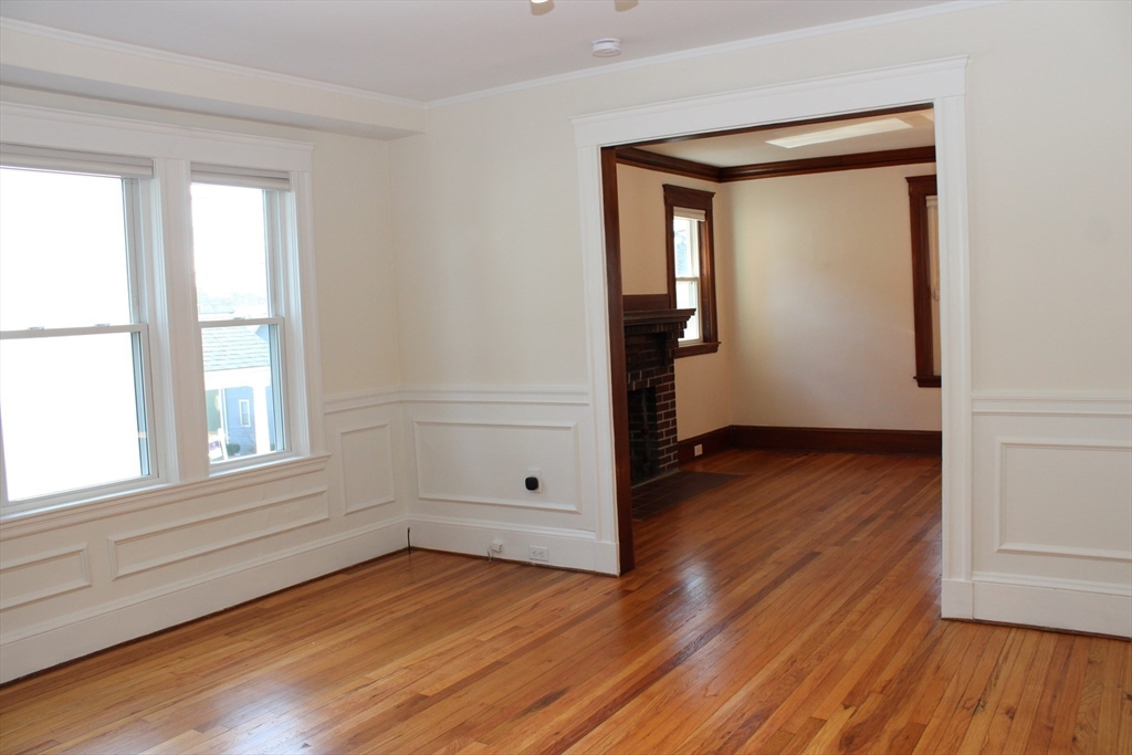 72 Bradford Rd, Watertown