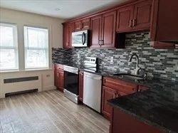 110 Clay St, Wollaston