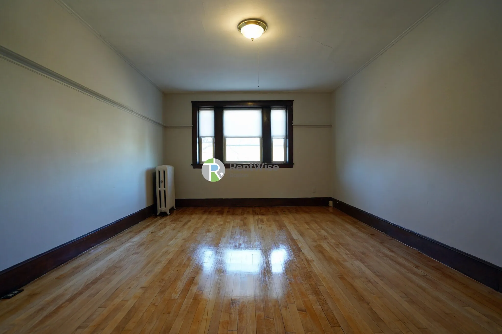 90 Cypress St, Emerson Gardens