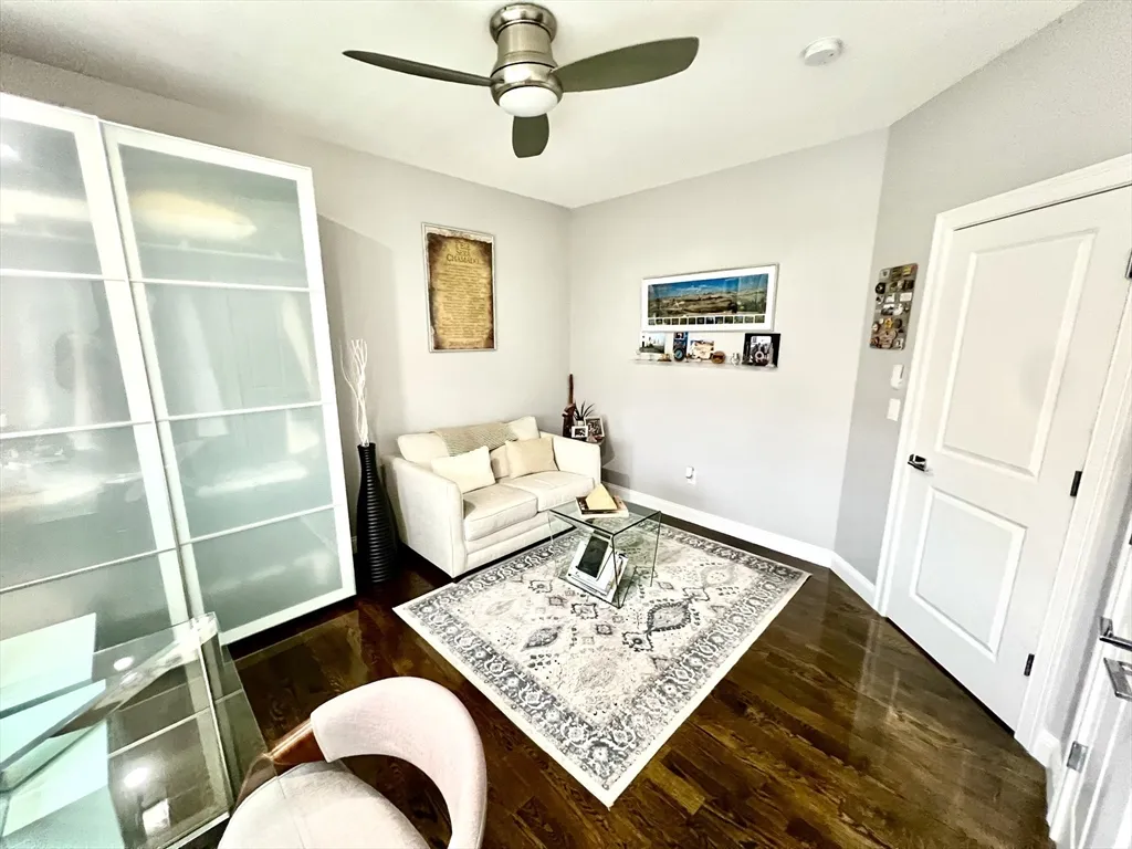 259 Oakwood Ave, Revere