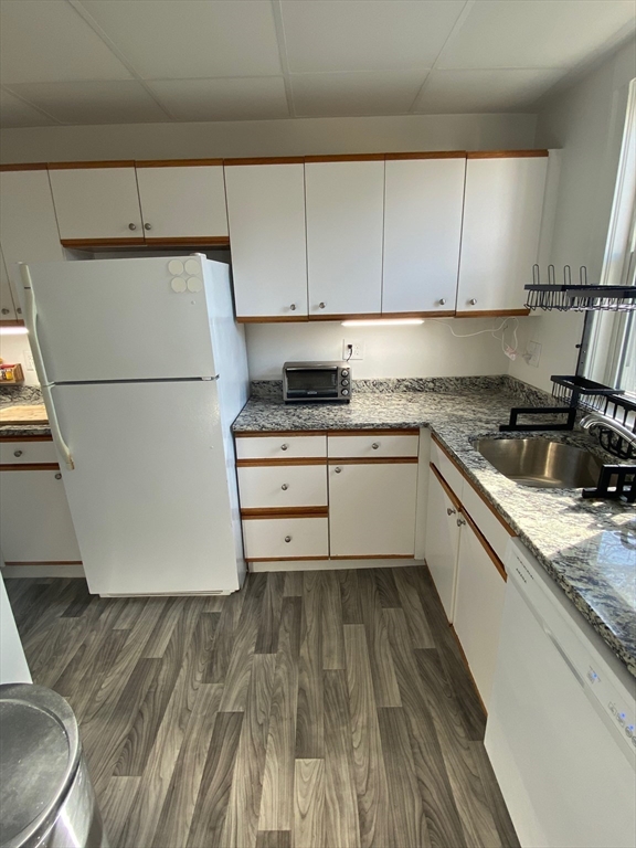 19 Beach Rd, Winthrop