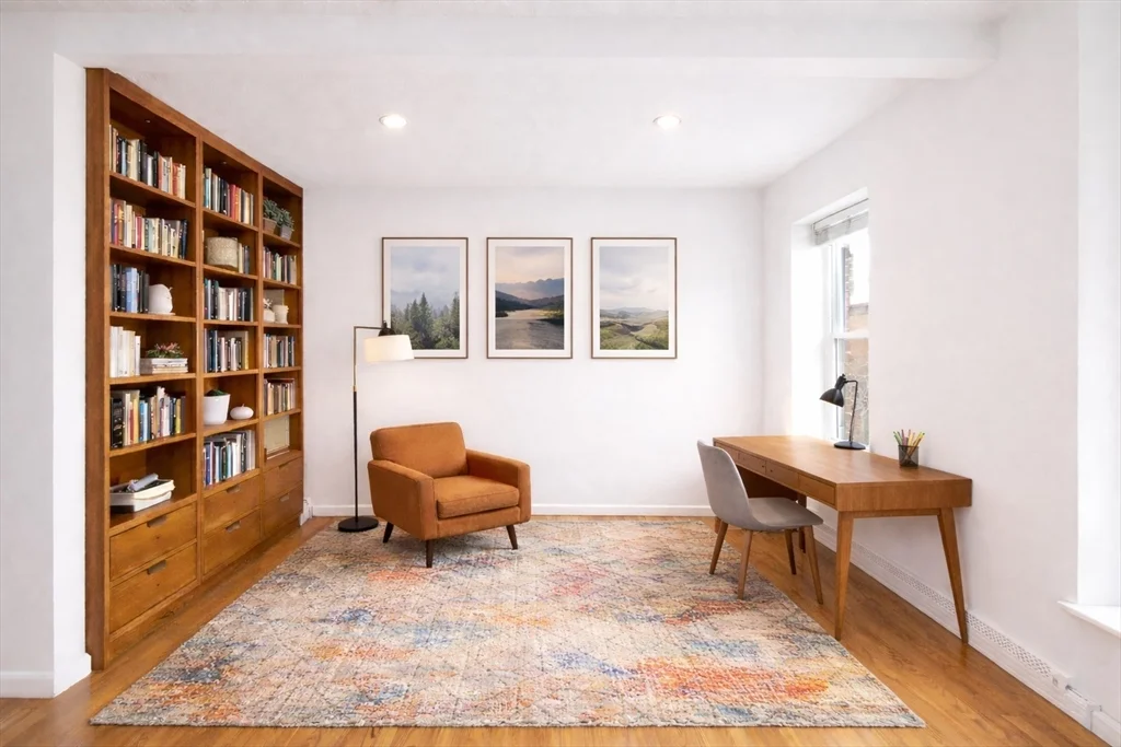 11 Albemarle St, Back Bay