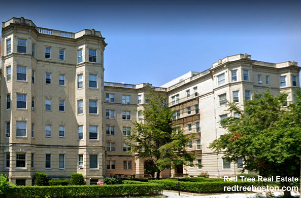 27 Park Dr, Fenway