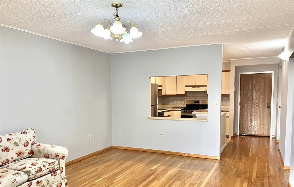 8 Nahant Pl, Diamond District