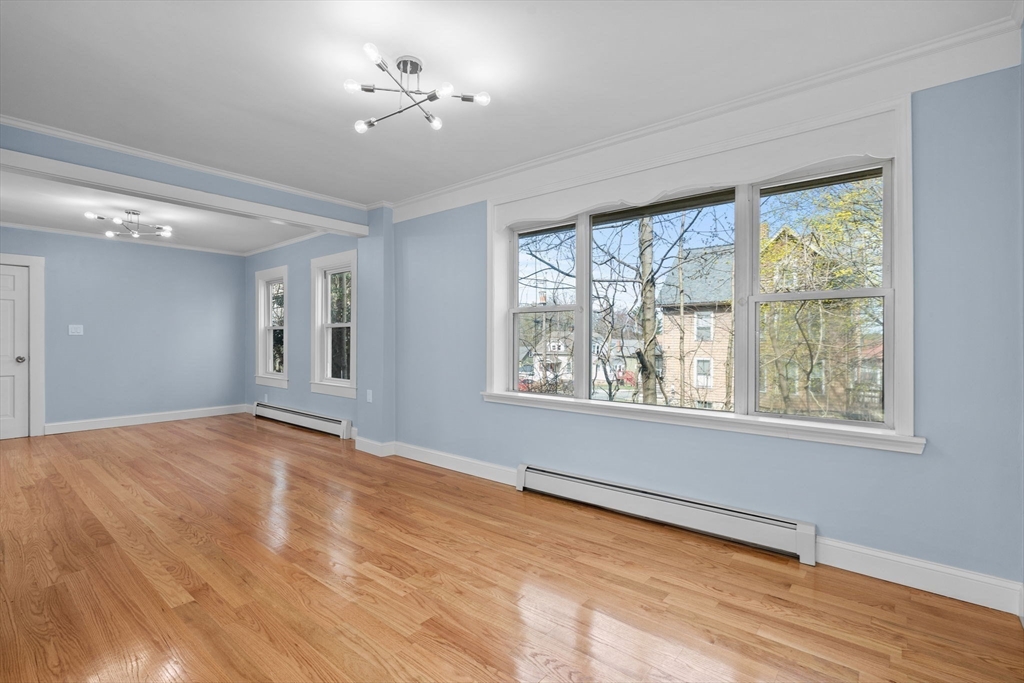 5 Fells Ave, Milford