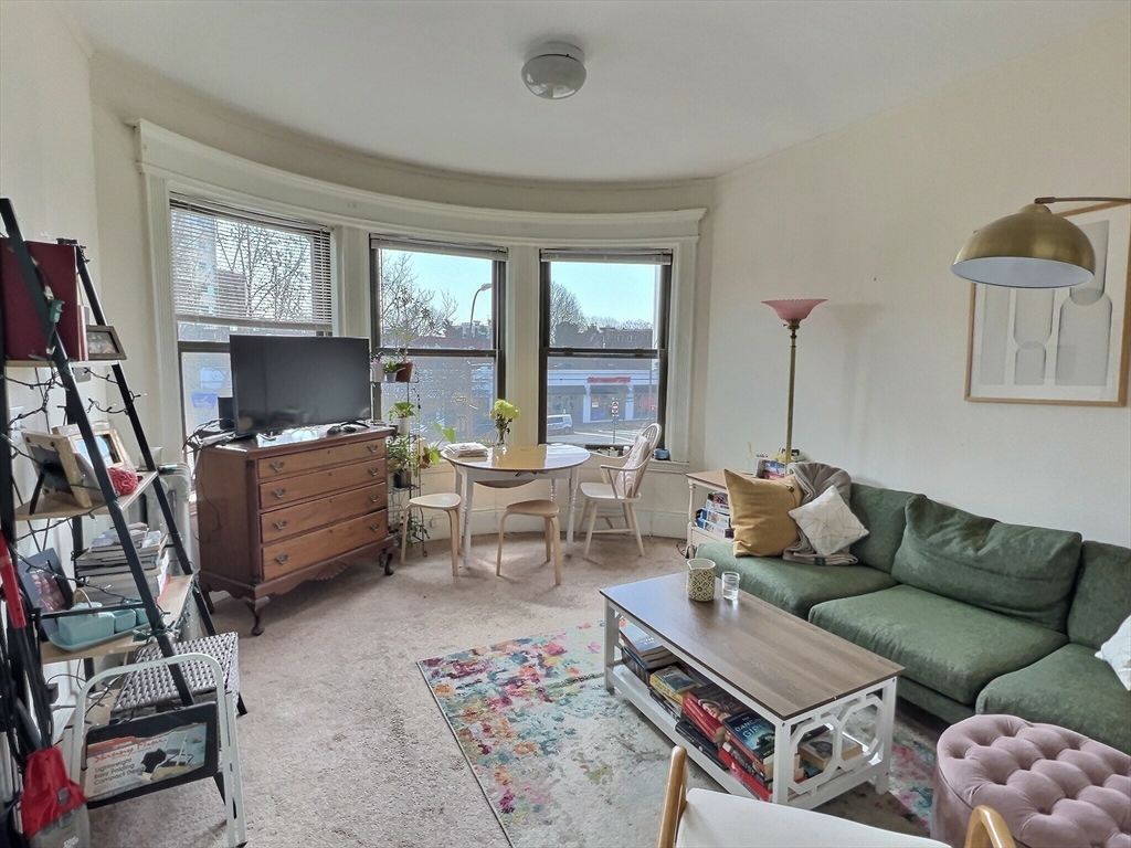 1382 Beacon, Coolidge Corner