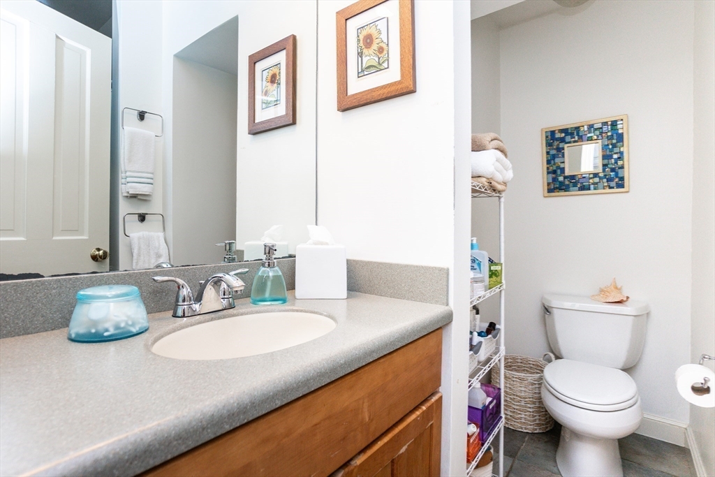 101 Central Ave, Newtonville