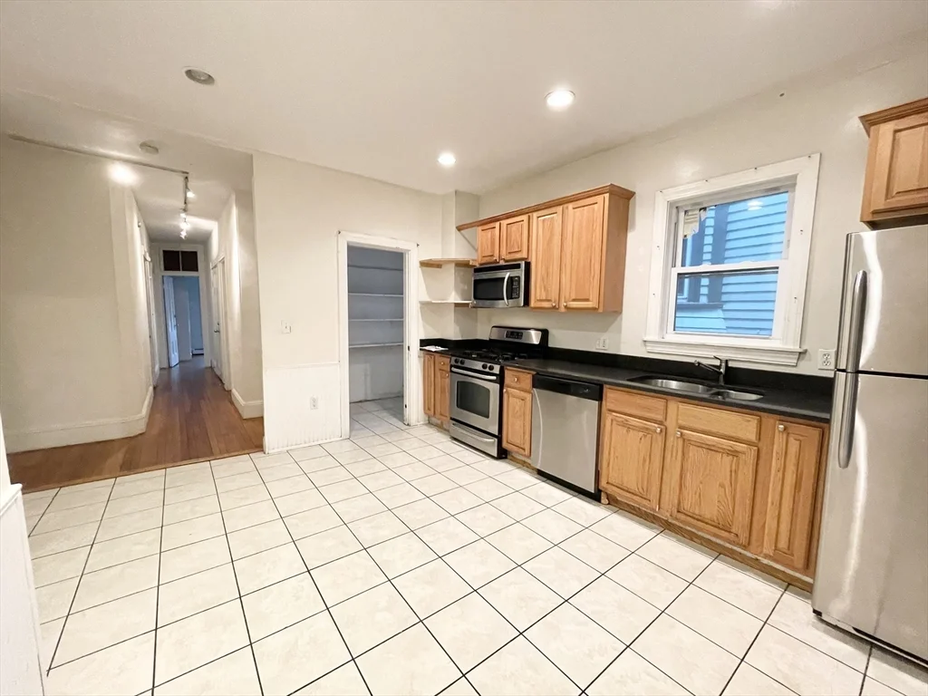 59-61 Hillside St, Mission Hill