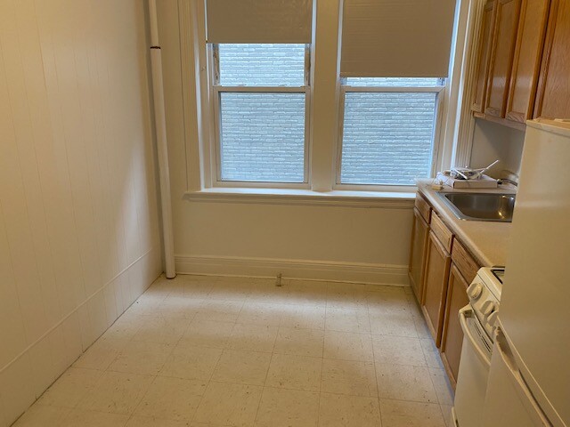 1810 Commonwealth Ave, Brighton