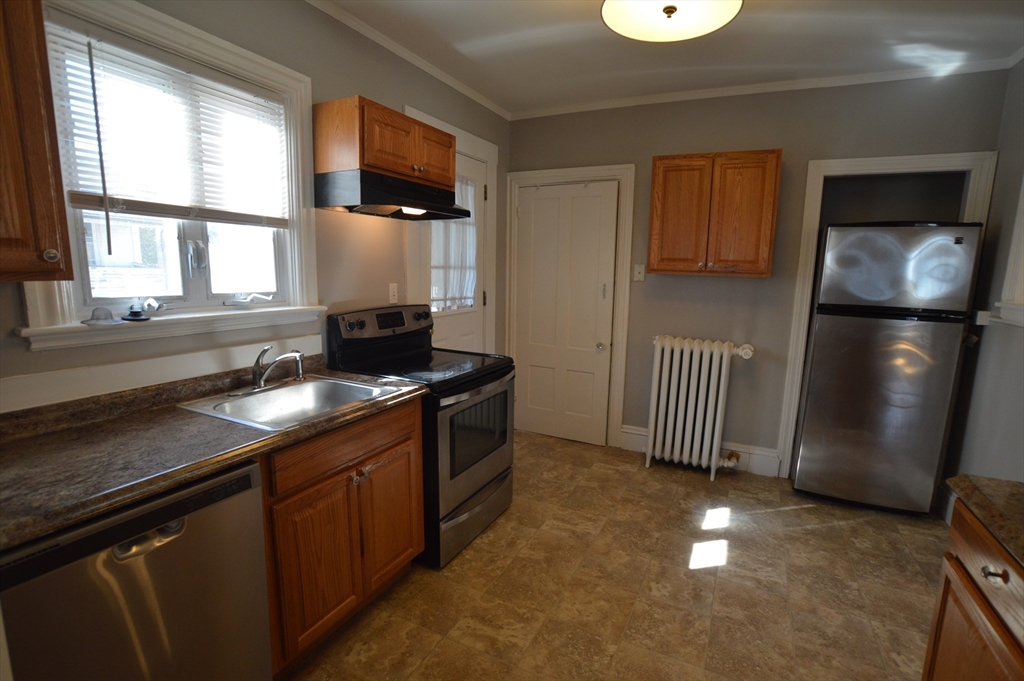 57 Lindall St, Danvers