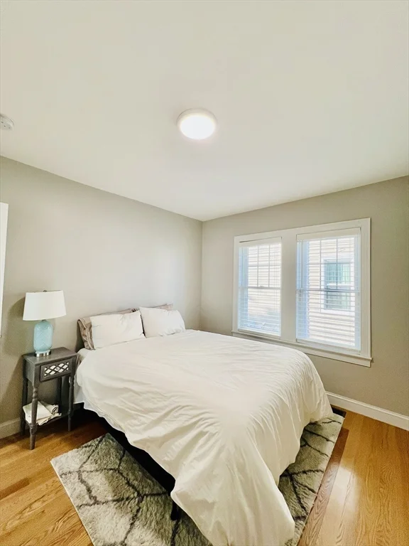 28 Metcalf, Medford