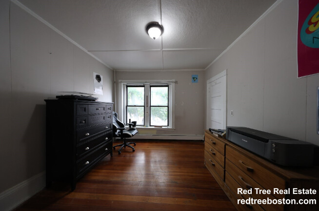 62 Empire St, Allston