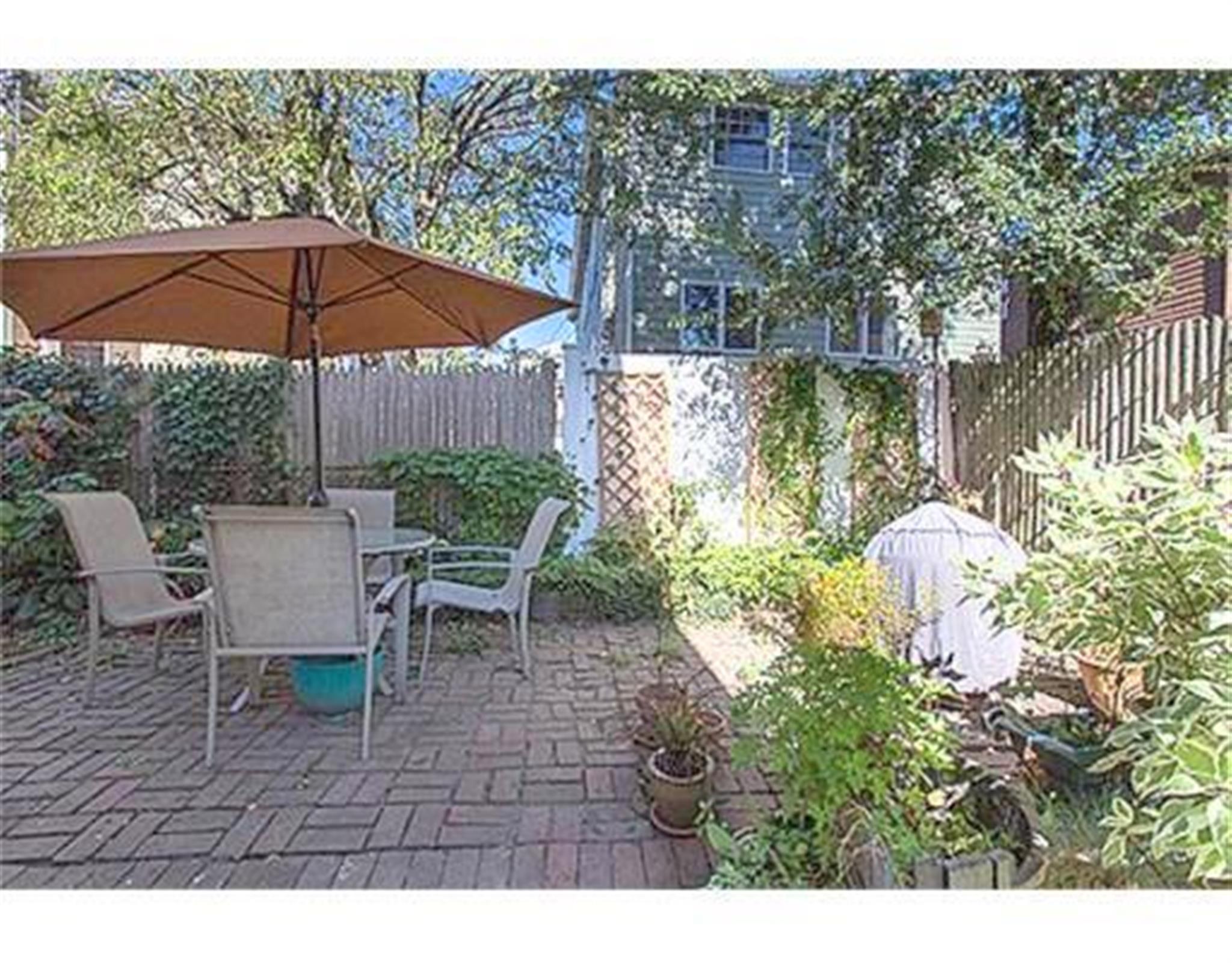 67 Fairfax St, West Somerville