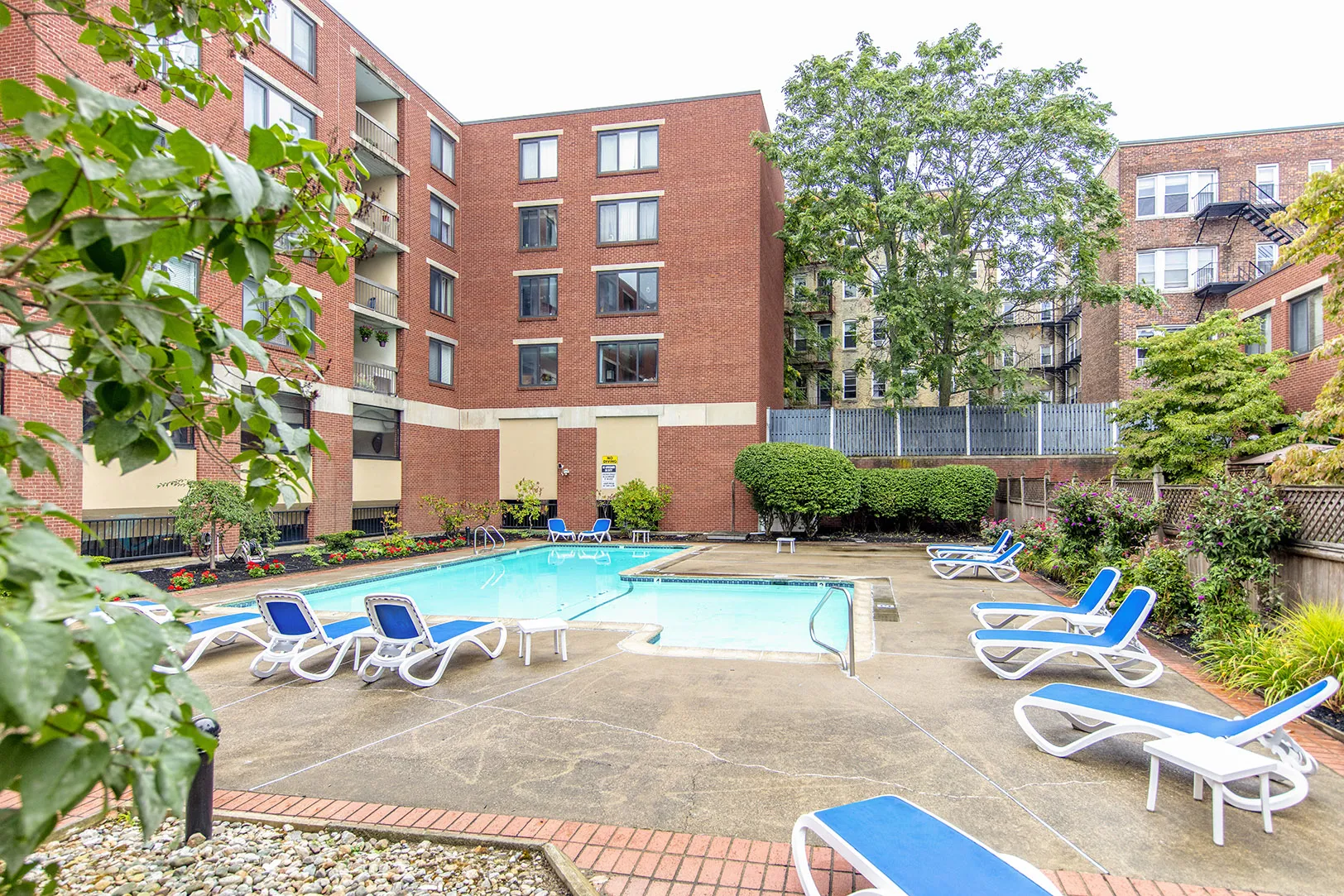 85 Brainerd Rd, Brighton