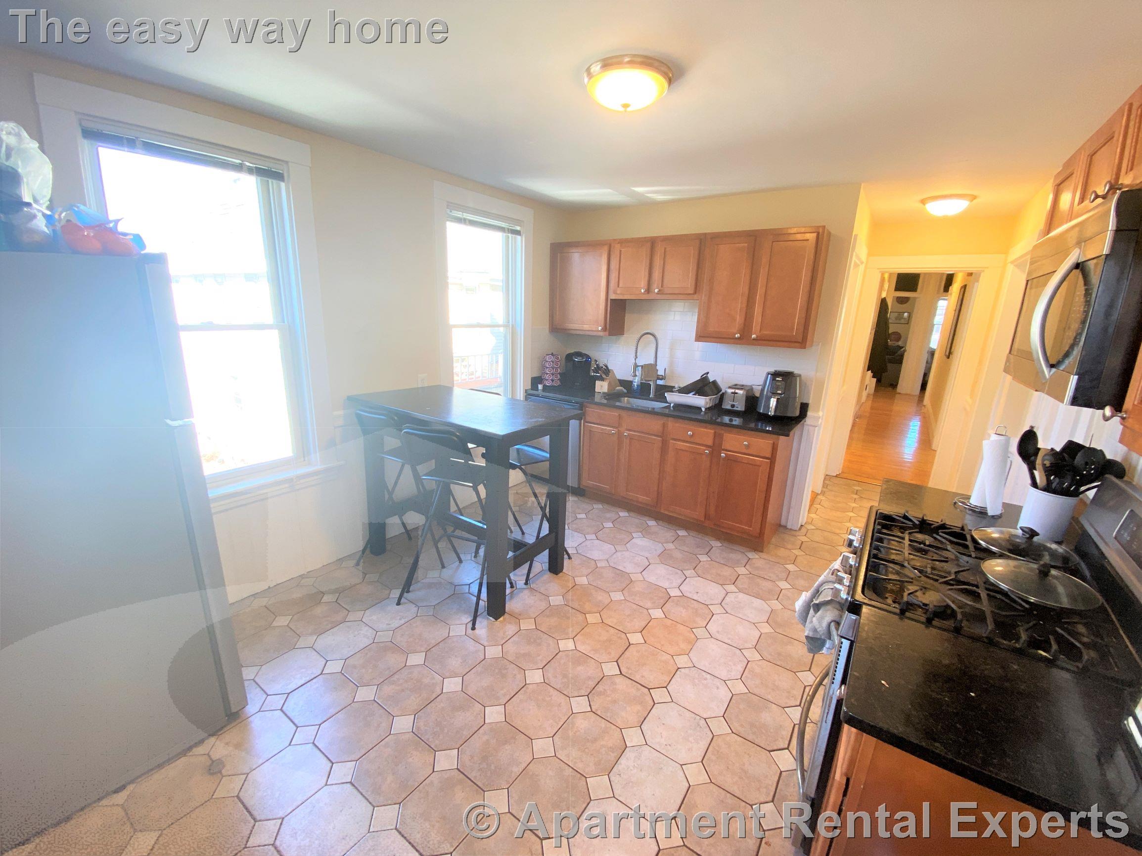 176 Elm St, Porter Square