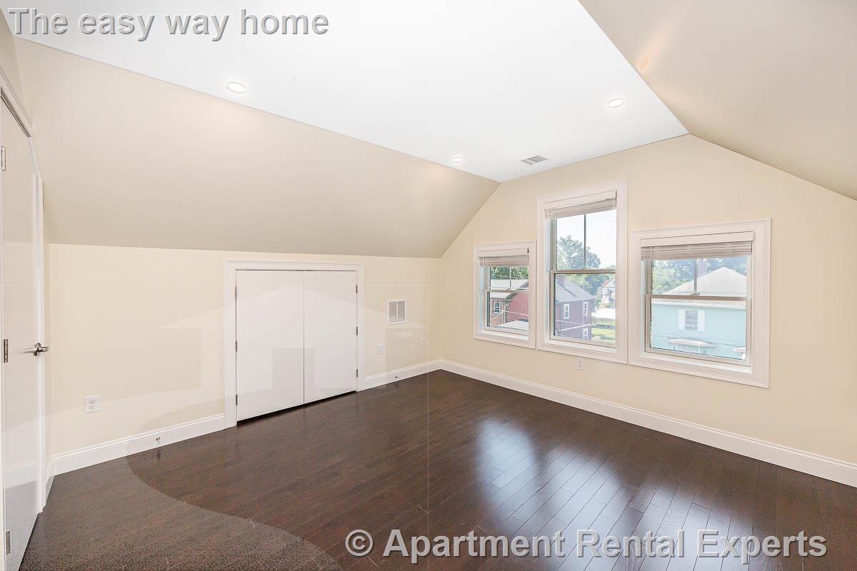 120 Jerome St, West Medford