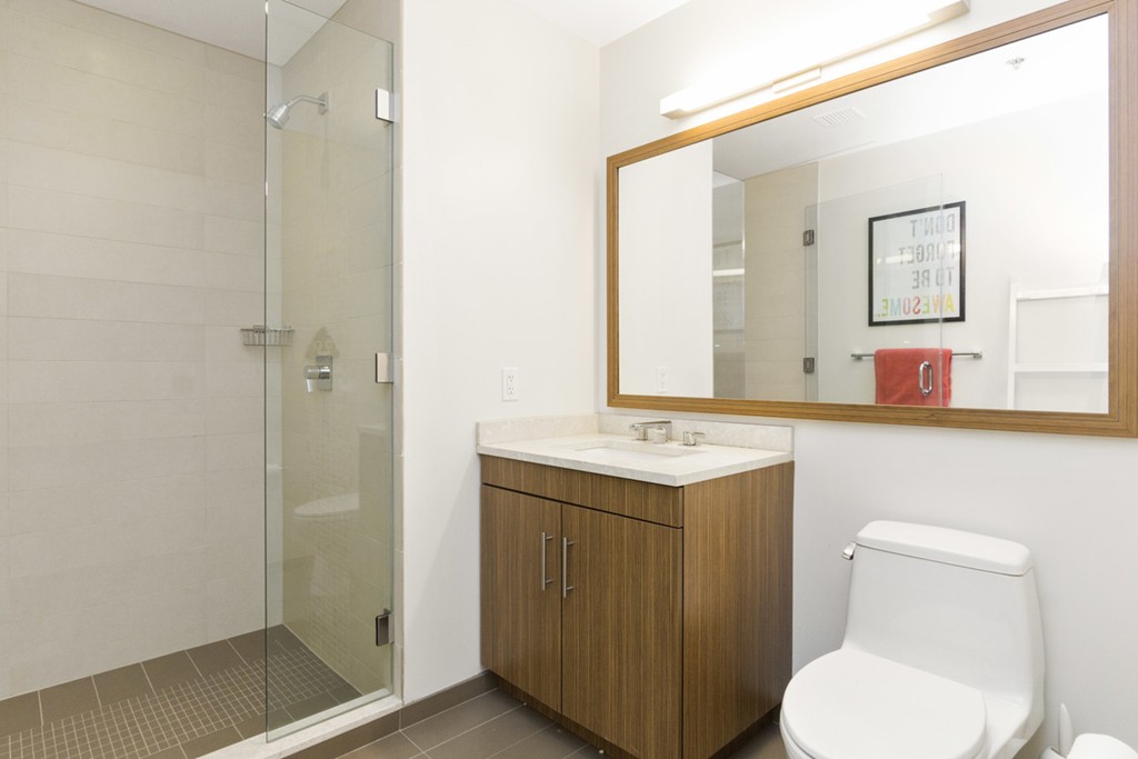 580 Washington St, Midtown