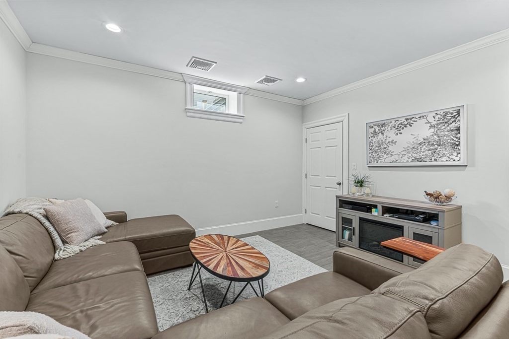 67 Church, Winchester